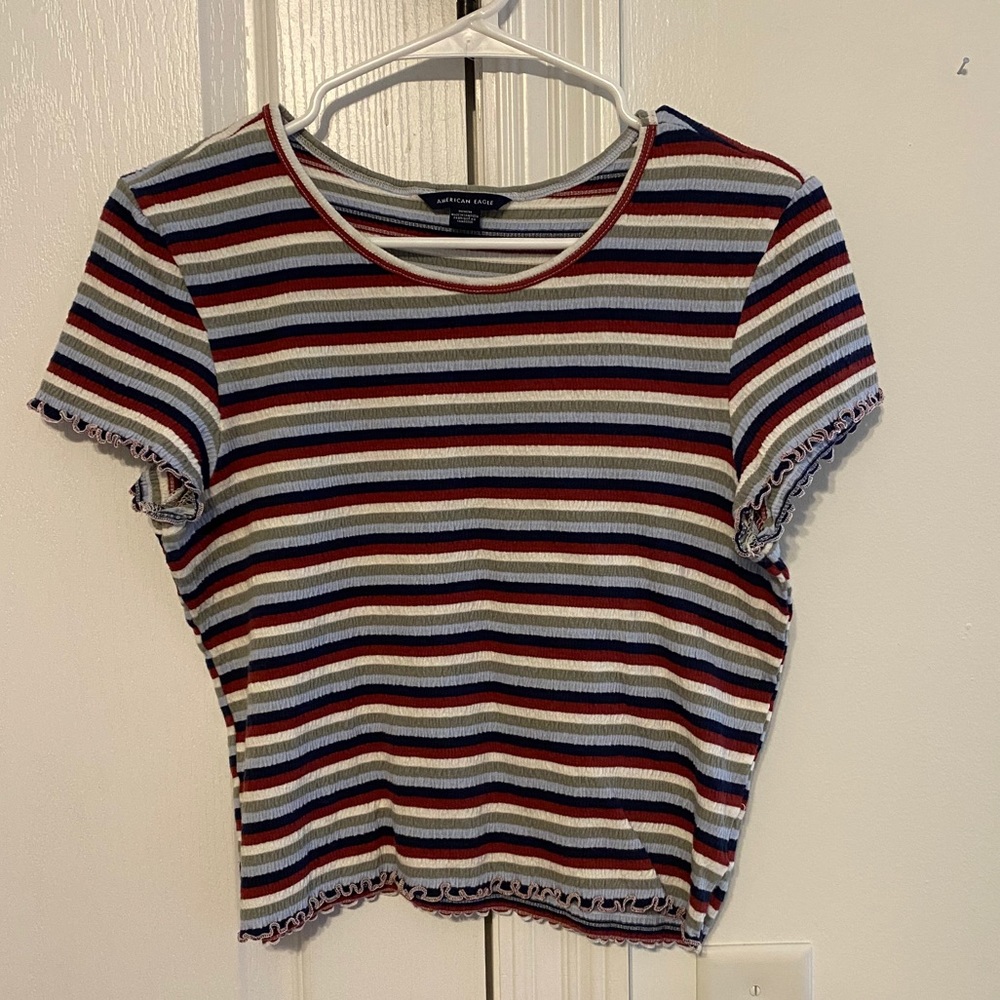 American Eagle cropped shirt